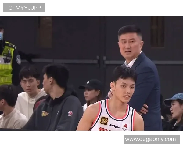 广东队欲交易北控男篮引发关注朱芳雨或被迫送走徐杰重组阵容 广东队欲交易北控男篮引发关注朱芳雨或被迫送走徐杰重组阵容